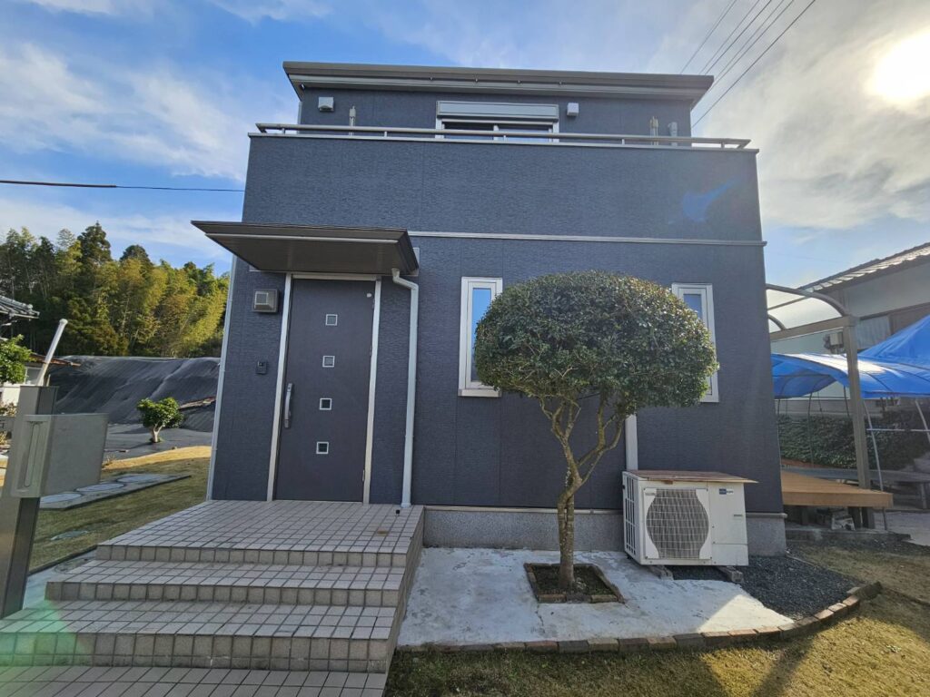 熊本外壁塗装　軒ゼロ住宅塗装